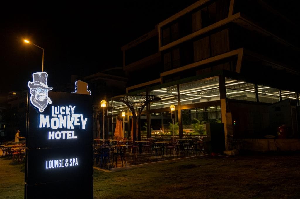 Lucky Monkey Hotel-33
