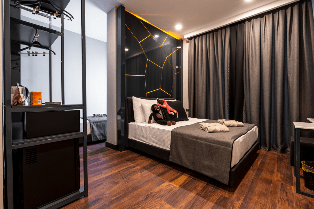 Lucky Monkey Hotel-58