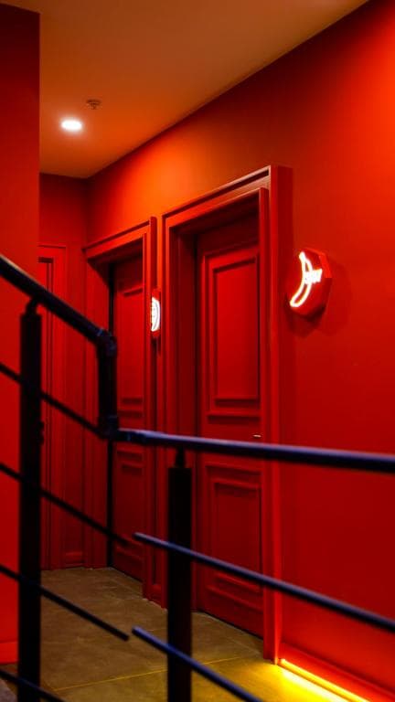 Lucky Monkey Hotel-35