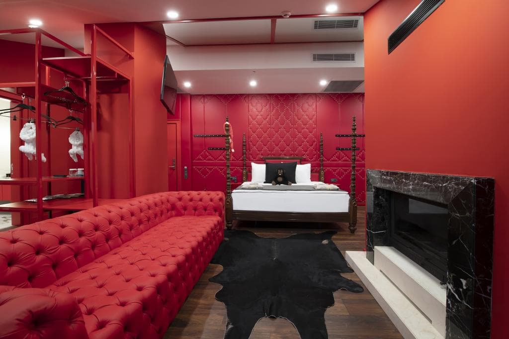 Lucky Monkey Hotel-48