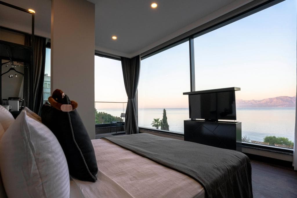 Lucky Monkey Hotel-8