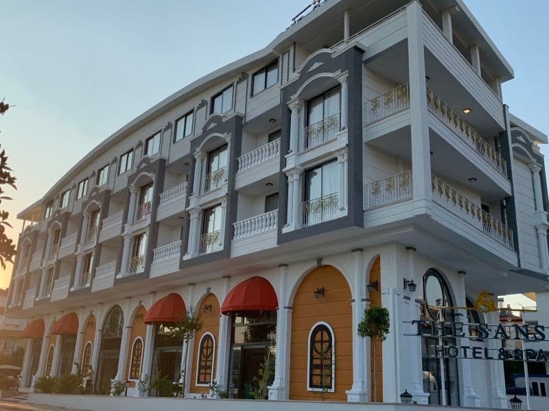 The Sansa Hotel & Spa-0