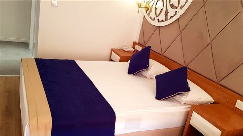 The Sansa Hotel & Spa-1