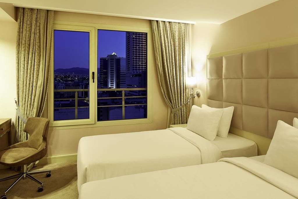 DoubleTree By Hilton İzmir-17