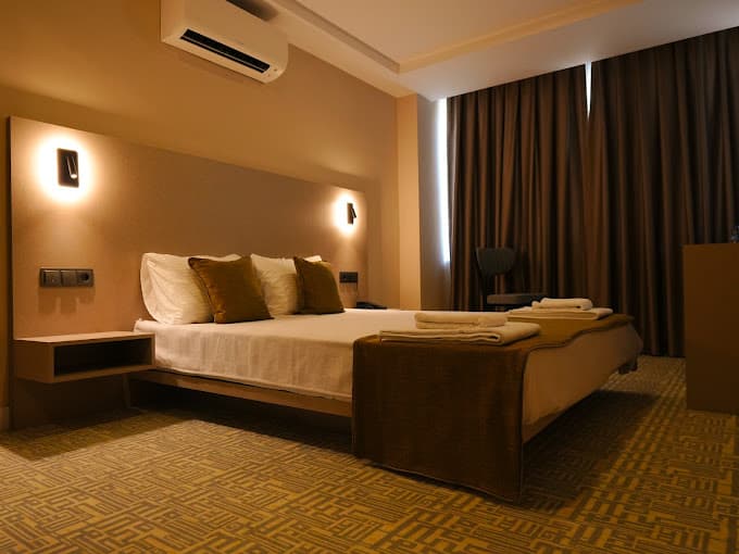 Bonnie City Hotel-10