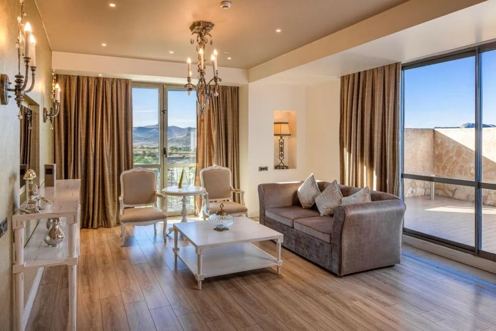 Ramada Plaza By Wyndham Mardin-26