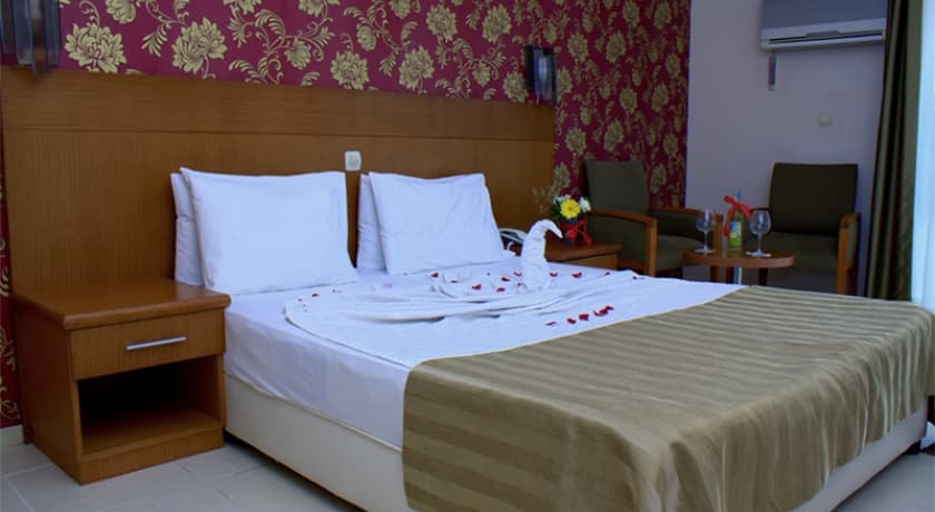 Surtel Hotel Kuşadası-17