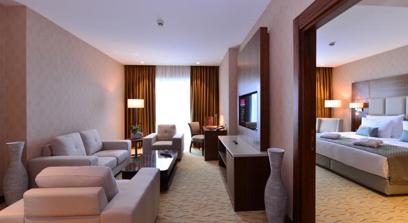 Clarion Hotel Istanbul Mahmutbey-10
