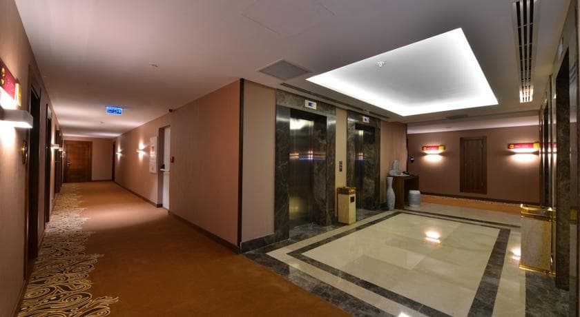 Clarion Hotel Istanbul Mahmutbey-28