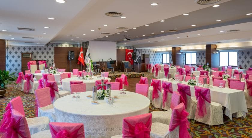 Best Western Plus Khan Hotel-58