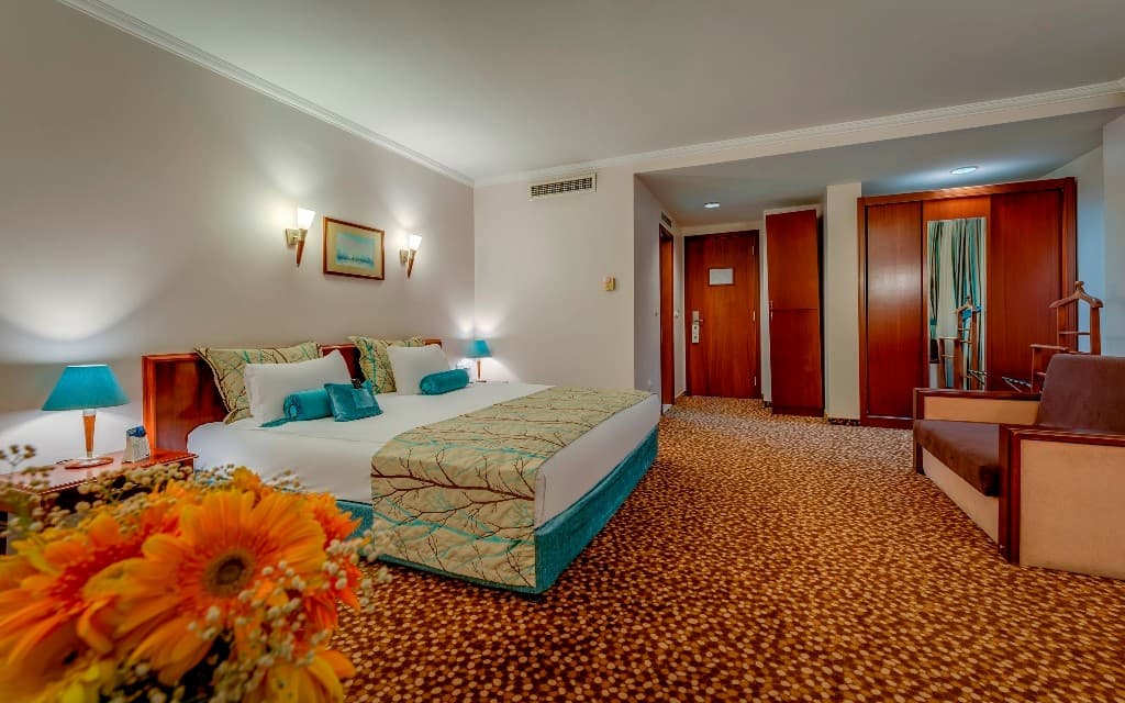 Best Western Plus Khan Hotel-23