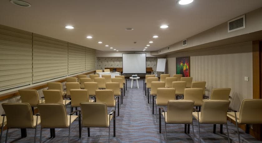 Best Western Plus Khan Hotel-57