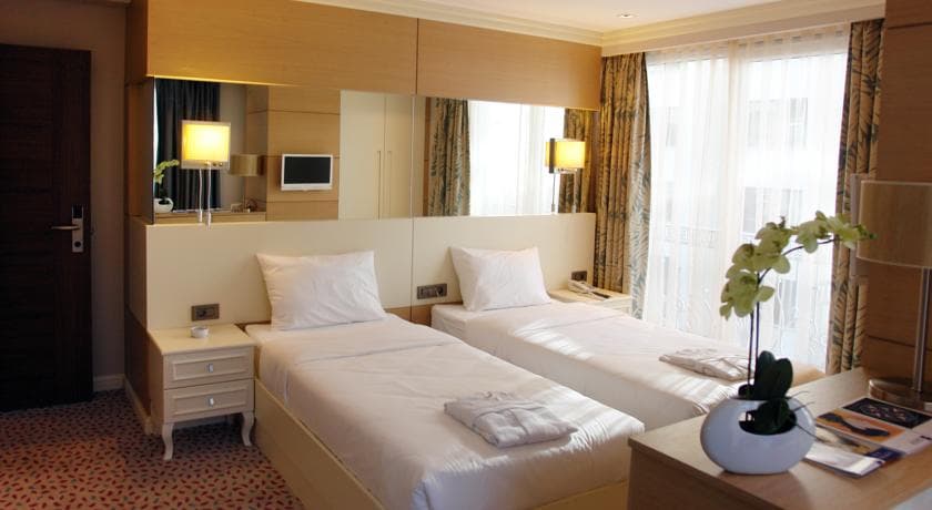 Hotel Le Mirage-13
