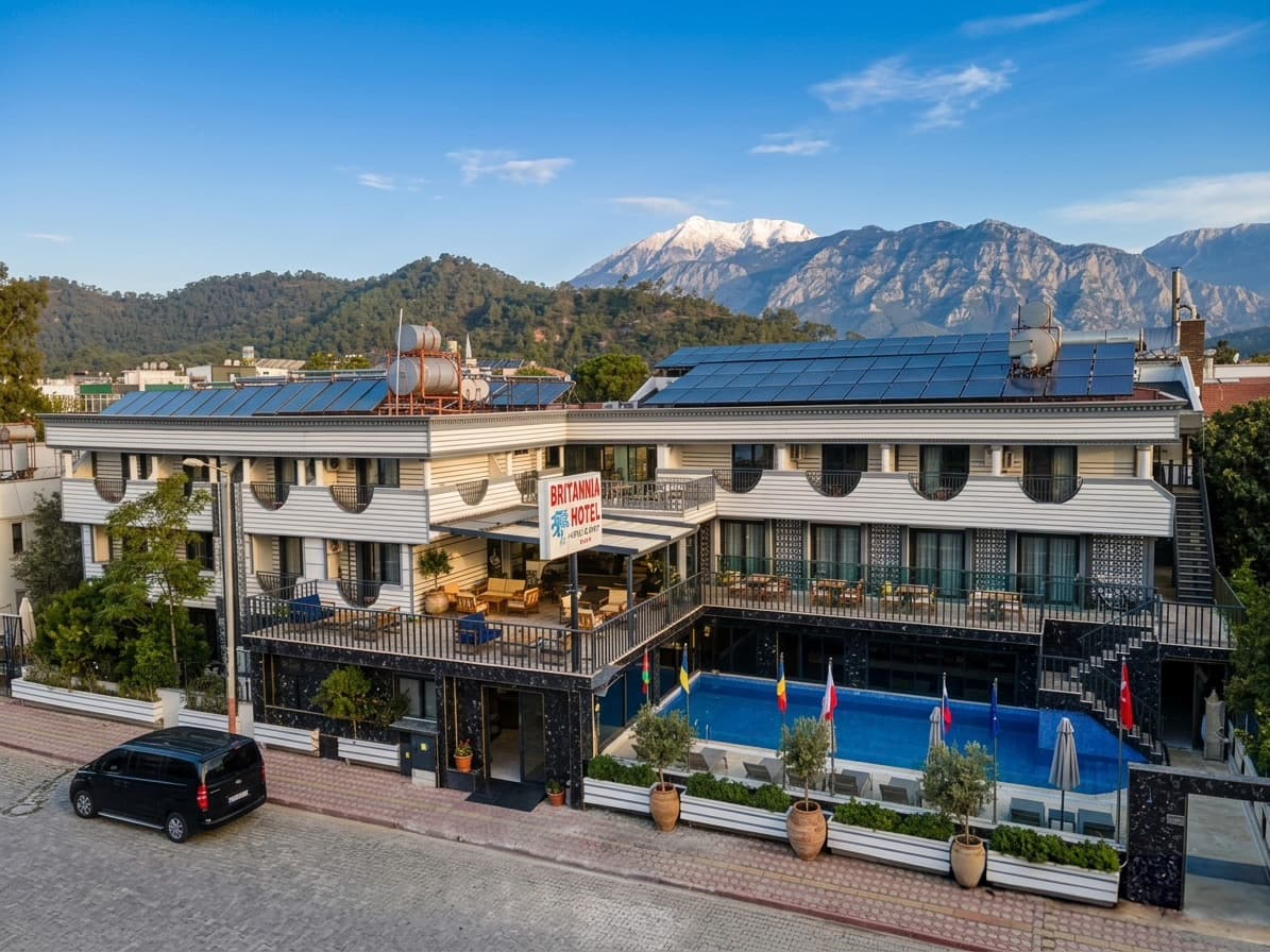 Hotel Britannia-0
