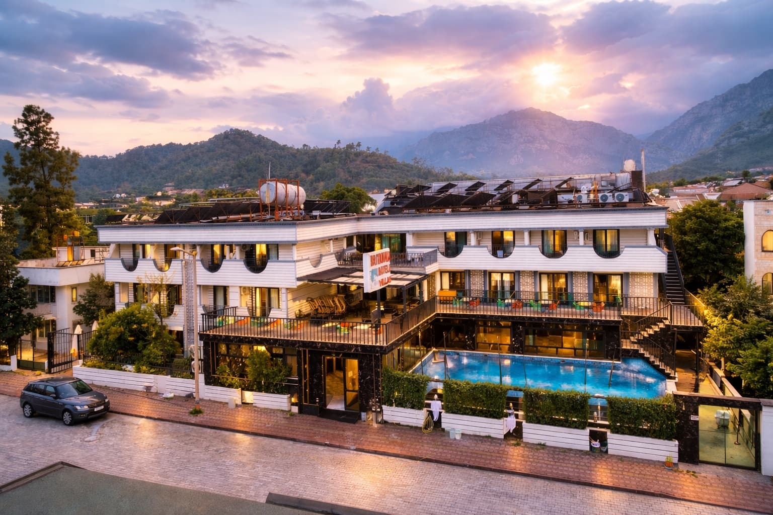 Hotel Britannia-1
