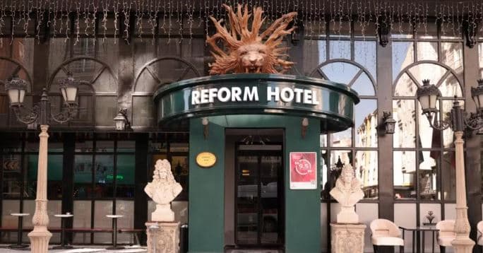 Reform Hotel-0