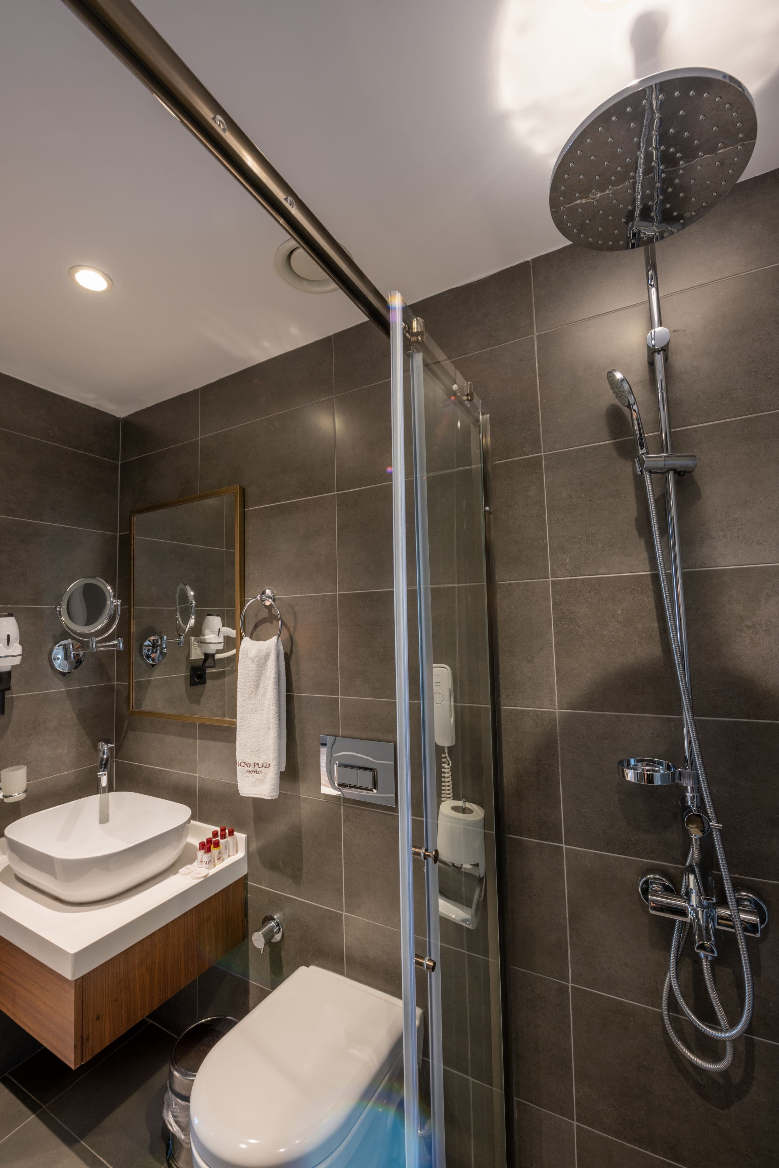 Nova Plaza Crystal Hotel-18