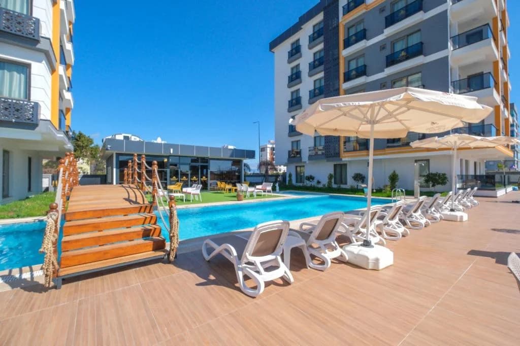 Elysium Deluxe Suites-28