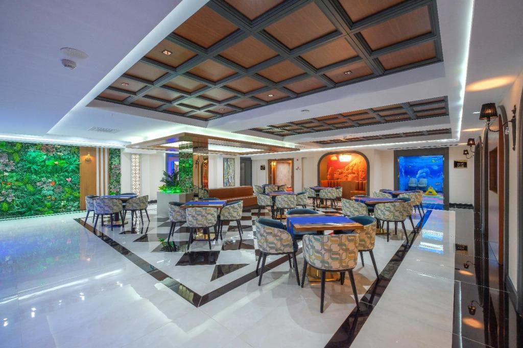 Elysium Deluxe Suites-39