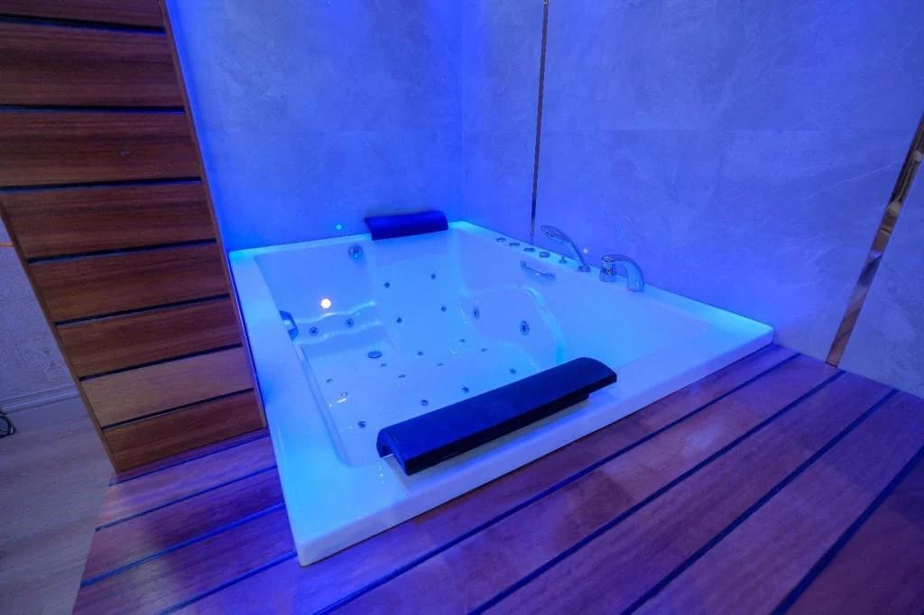 Elysium Deluxe Suites-8