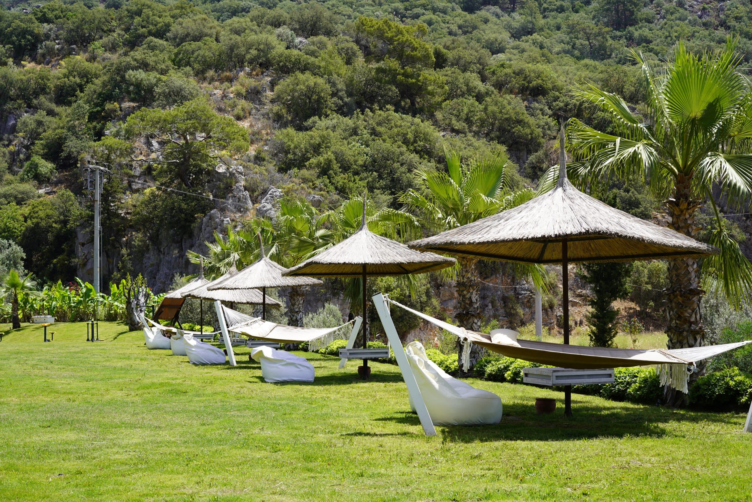 Manaspark Deluxe Hotel-4