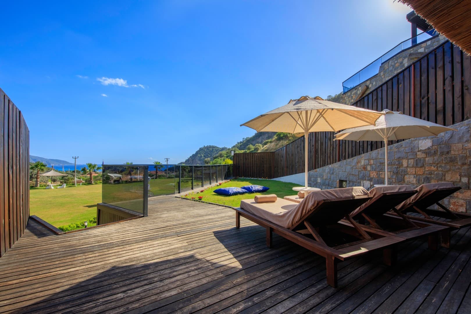 Manaspark Deluxe Hotel-6