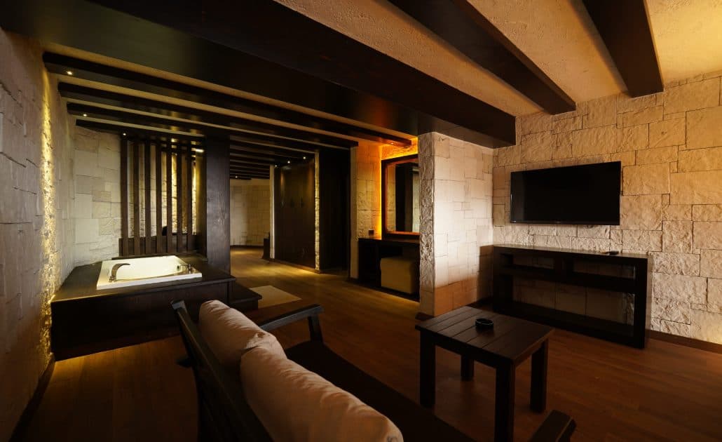 Manaspark Deluxe Hotel-16