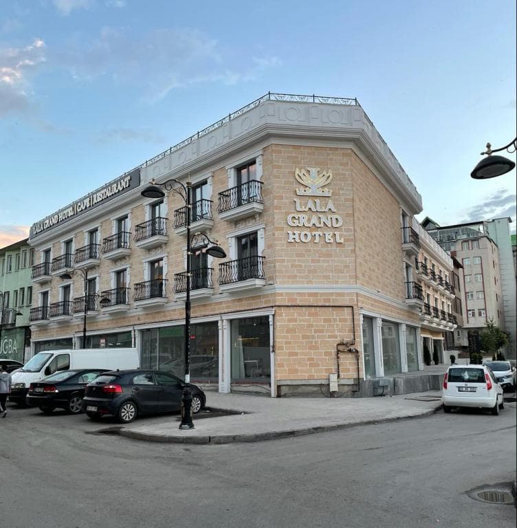Lala Grand Hotel-15