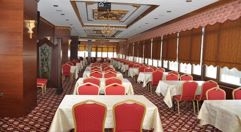 Royal Carine Hotel-7