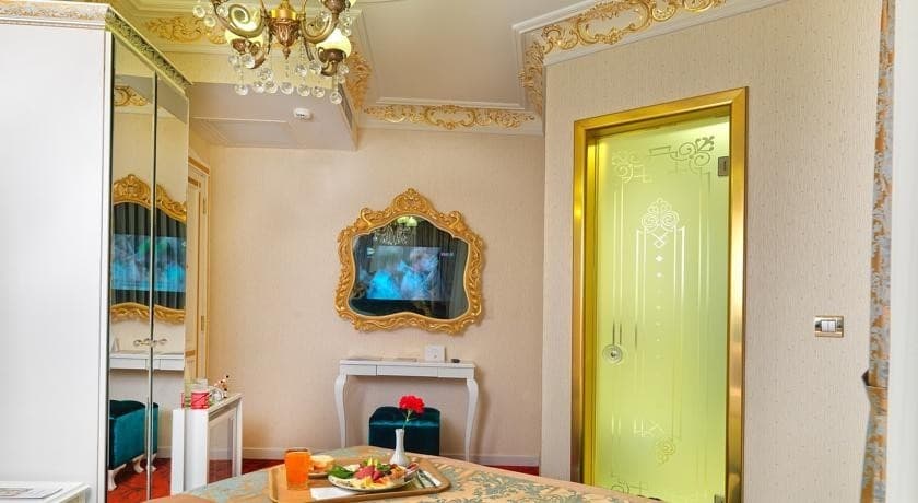 White Monarch Hotel-31