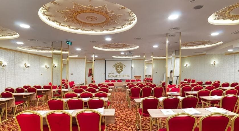 White Monarch Hotel-13