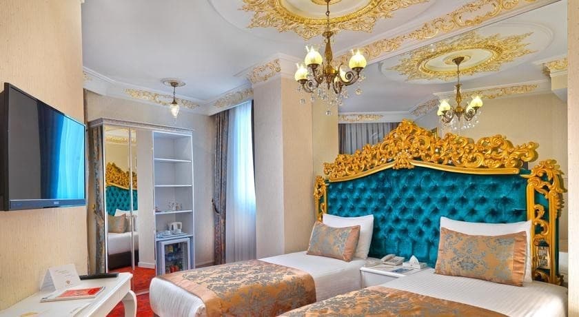 White Monarch Hotel-41