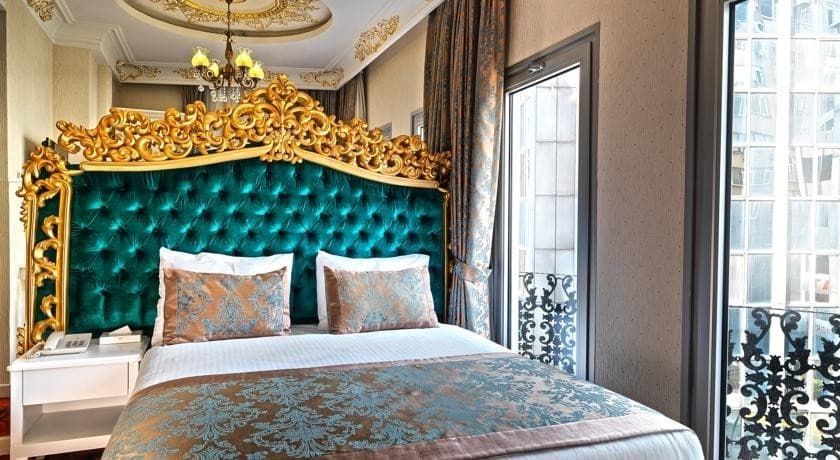 White Monarch Hotel-34