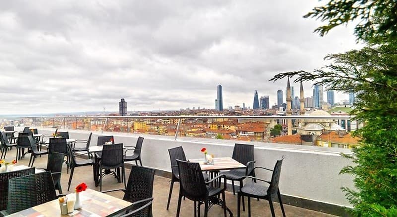 White Monarch Hotel-11