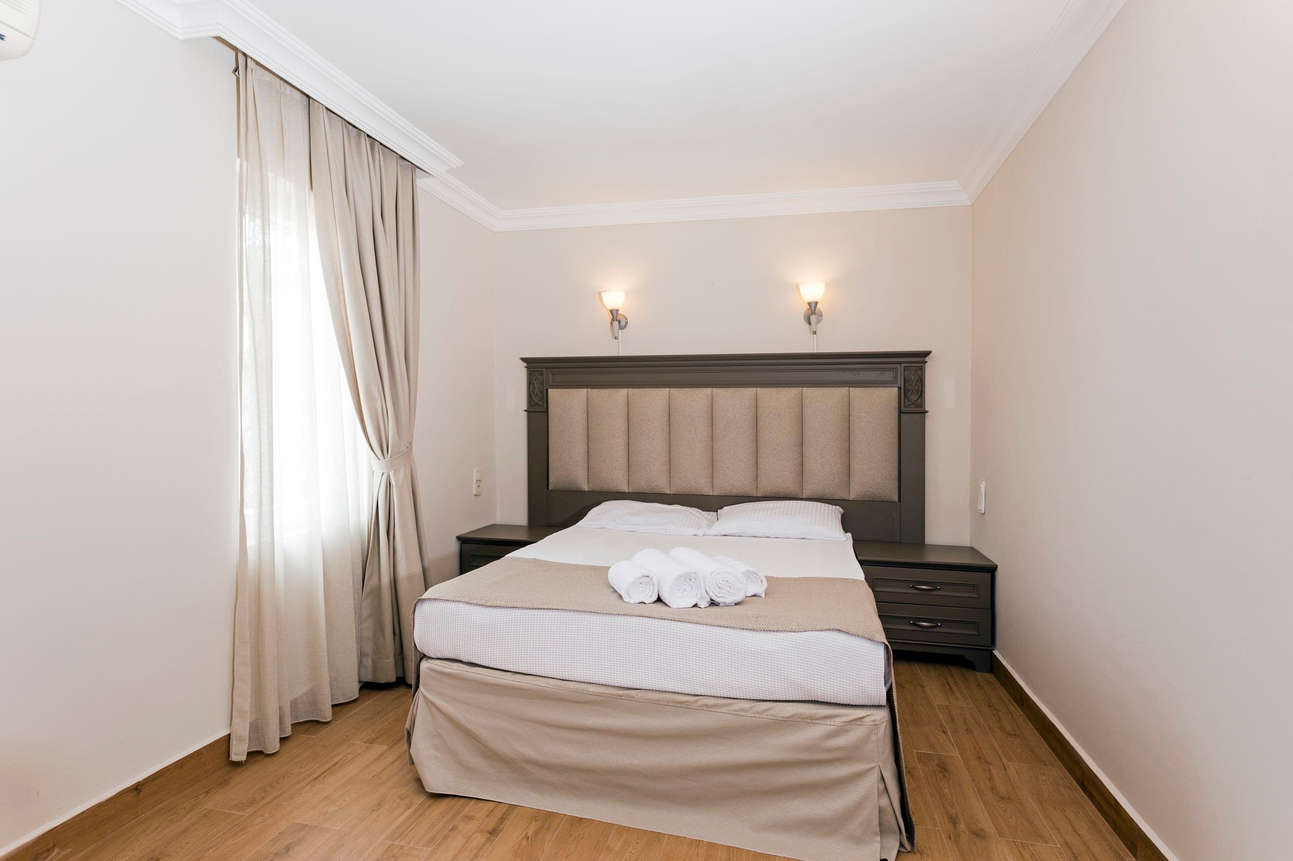 Moonshine Hotel Suites-38