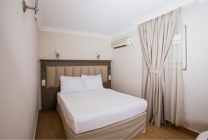 Moonshine Hotel Suites-1