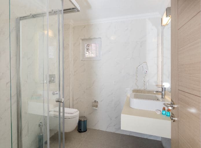 Moonshine Hotel Suites-26