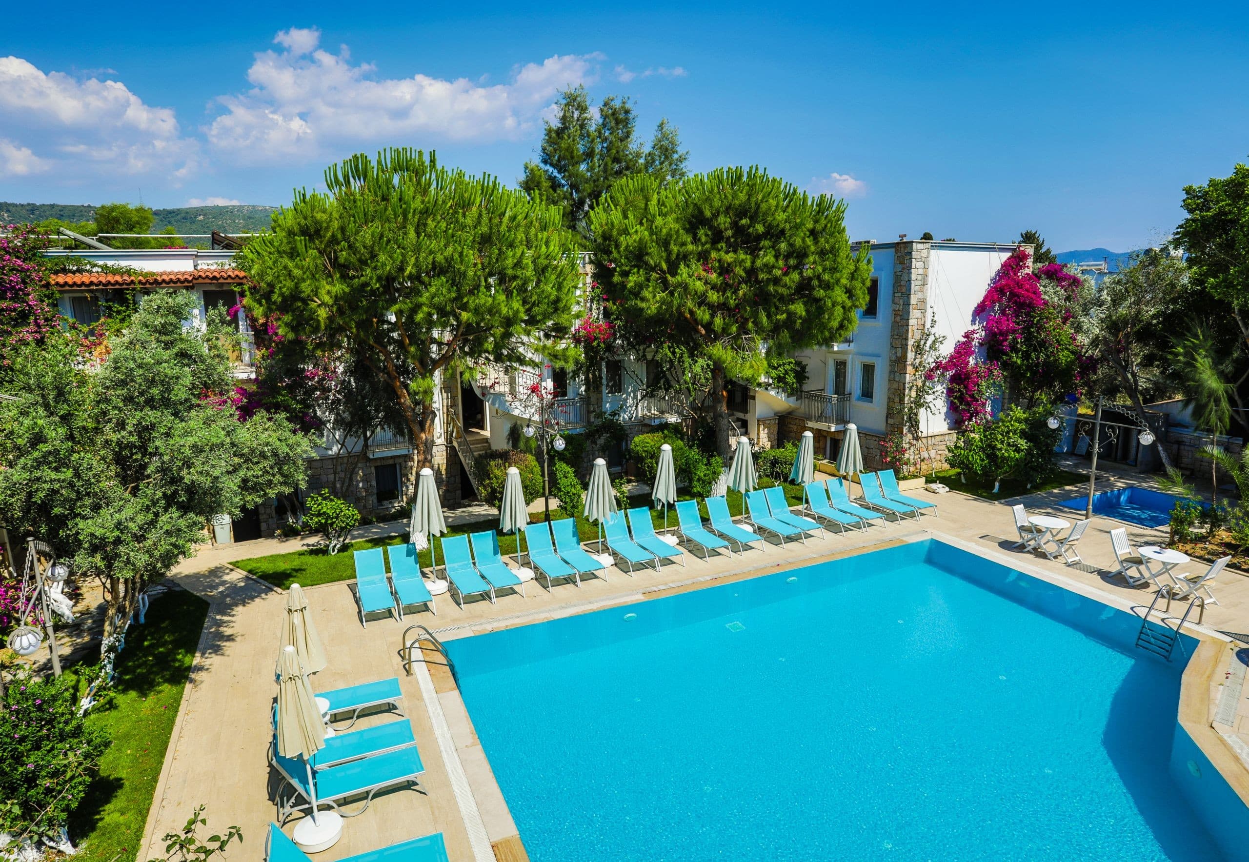 Moonshine Hotel Suites-52