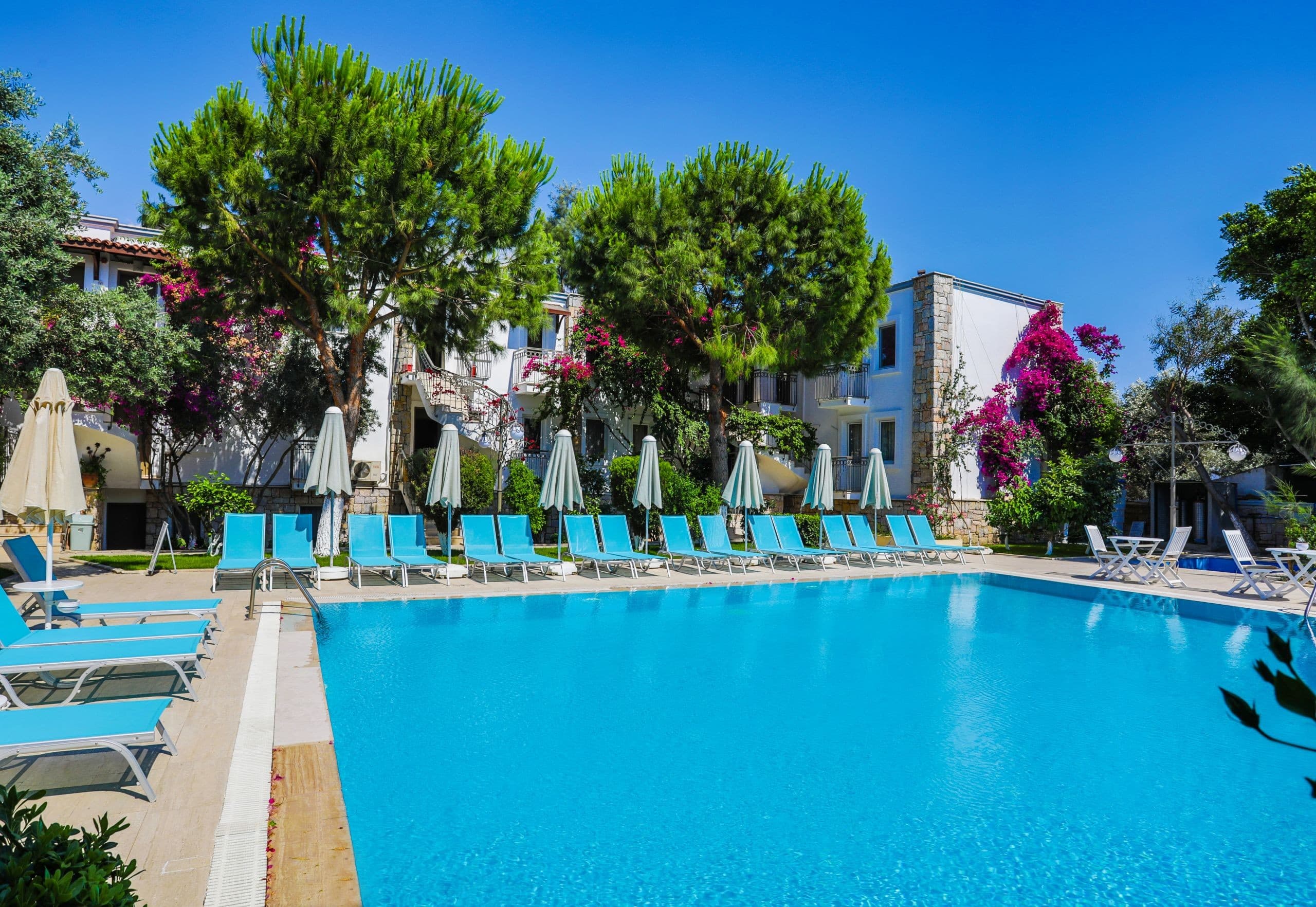 Moonshine Hotel Suites-54