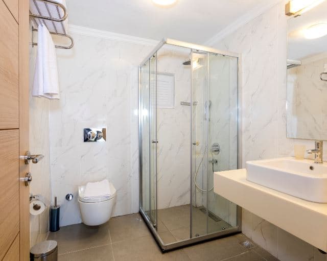 Moonshine Hotel Suites-23