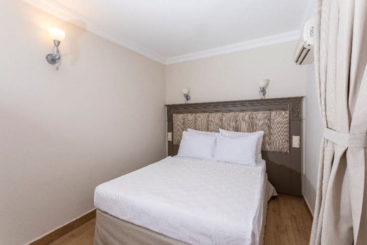 Moonshine Hotel Suites-11