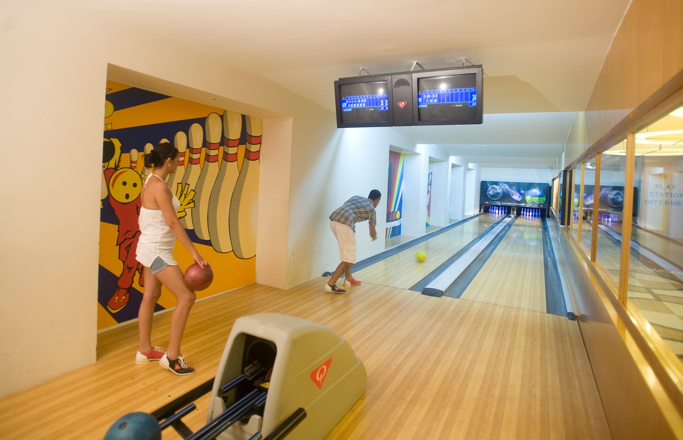 Crystal Family Comfort Collection-51