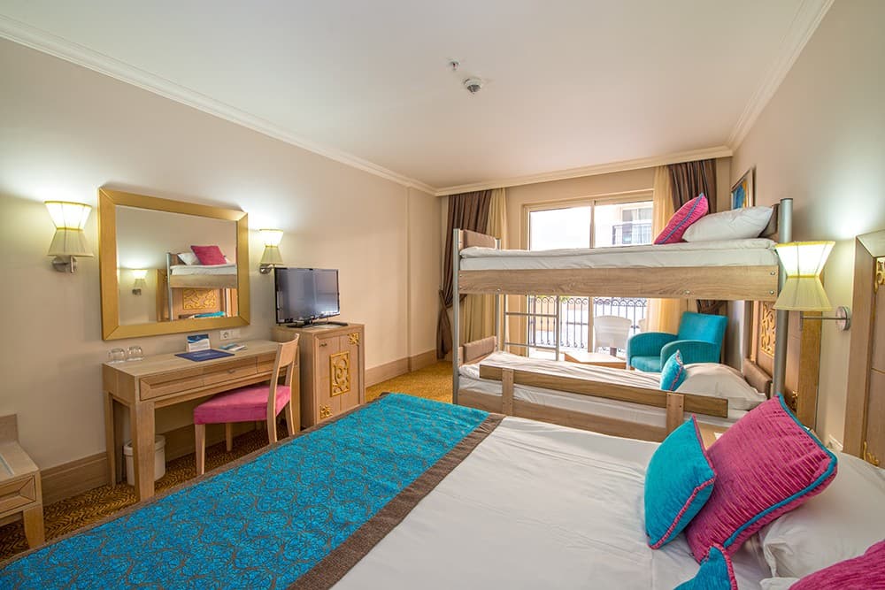 Crystal Family Comfort Collection-26