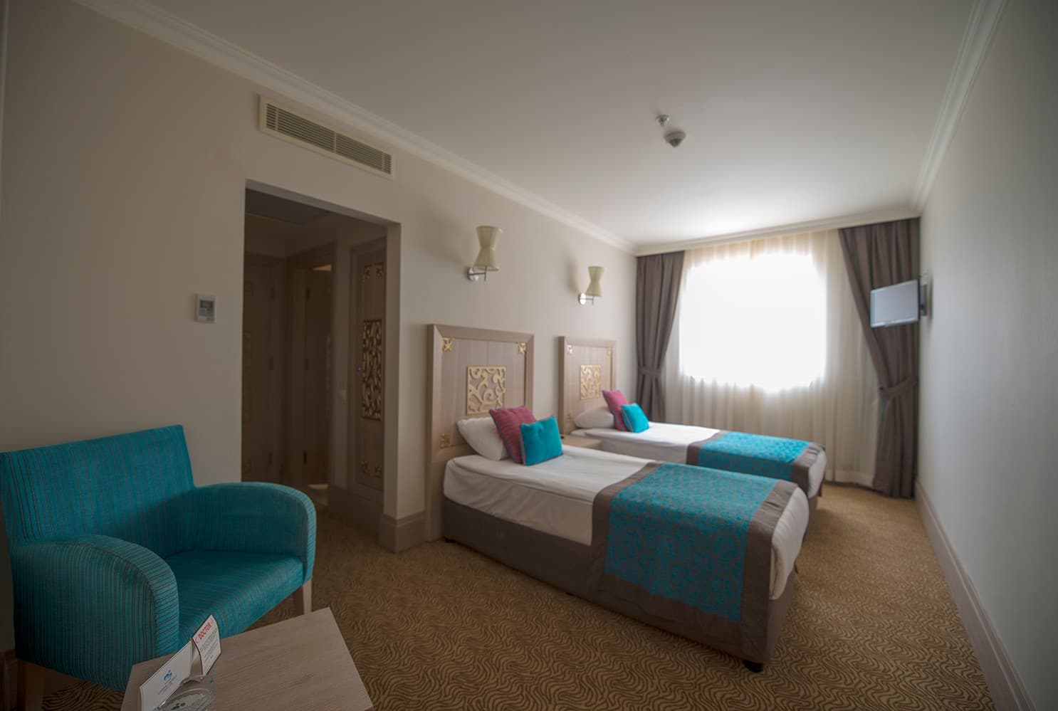 Crystal Family Comfort Collection-18