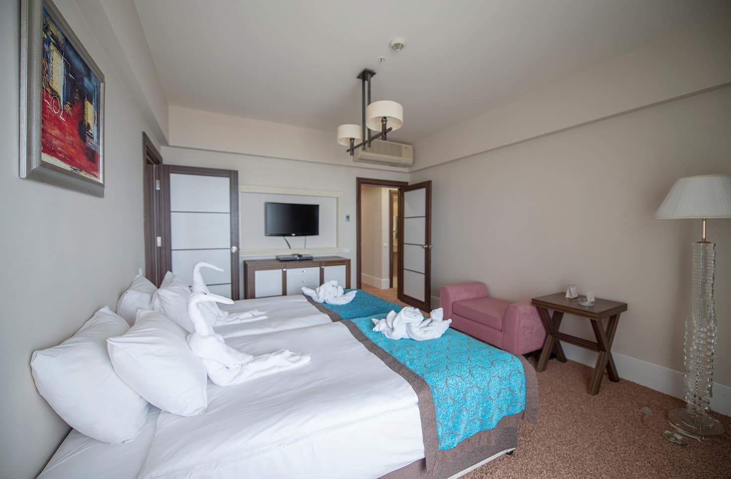 Crystal Family Comfort Collection-21