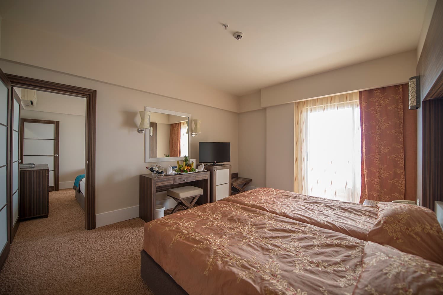 Crystal Family Comfort Collection-20