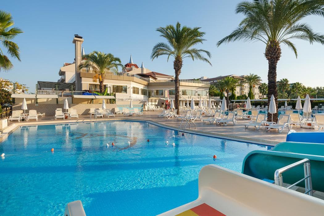 Aydınbey Famous Resort-10