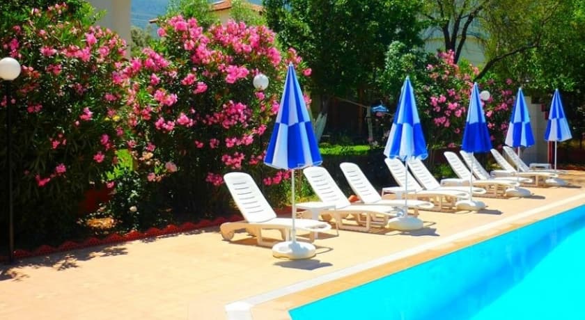 The Green Valley Hotel-6