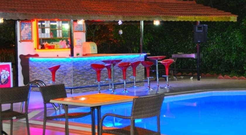 The Green Valley Hotel-18