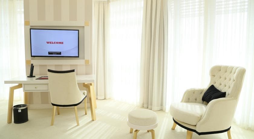 Ramada Hotel & Suites İstanbul Şişli-18